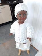 Grote Donkere Pop met Handgemaakte Kleding, Kinderen en Baby's, Speelgoed | Poppen, Ophalen of Verzenden, Zo goed als nieuw, Overige typen