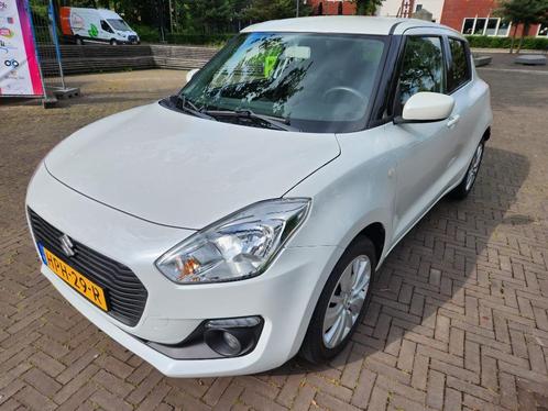 Suzuki Swift 1.2 Dualjet 90pk 2018 Wit, Auto's, Suzuki, Bedrijf, Swift, ABS, Achteruitrijcamera, Airbags, Airconditioning, Bluetooth