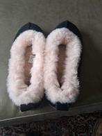 Nieuwe UGG sloffen - Maat 39 - Donkerblauw, Kleding | Dames, Schoenen, Ophalen of Verzenden, Nieuw