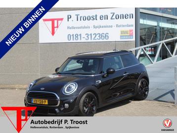MINI Mini 1.5 Cooper JCW pakket/AUTOMAAT/Navigatie/Achteruit beschikbaar voor biedingen