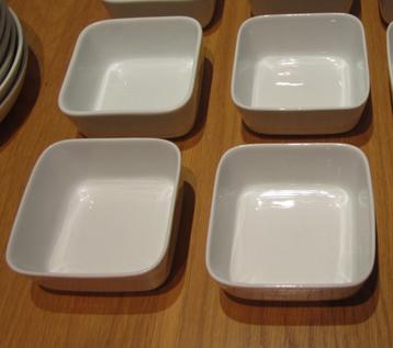 Hema Odense kommen 11 x 11 cm. dessertschaaltjes 4 stuks beschikbaar voor biedingen