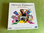Trivial Pursuit 2000’s Bordspel, Hobby en Vrije tijd, Gezelschapsspellen | Bordspellen, Ophalen of Verzenden, Gebruikt