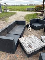 Gratis Tuinbanken - Gebruikt, Zonder Kussens, Tuin en Terras, Ophalen, 4 zitplaatsen, Kunststof, Gebruikt