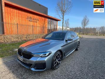 BMW 5-serie Touring 540i xDrive M-sport, M-stoel, panoramada beschikbaar voor biedingen