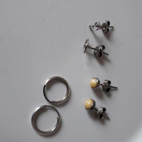 Unieke set verschillende echte zilveren oorbellen.(835)., Sieraden, Tassen en Uiterlijk, Oorbellen, Zo goed als nieuw, Knopjes of Stekers
