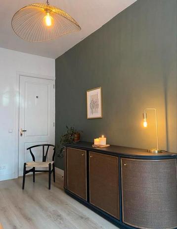 Vintage Dressoir met Rotan Deuren beschikbaar voor biedingen