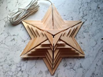 Houten kerstster verlichting ster beschikbaar voor biedingen