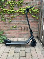 E step, Fietsen en Brommers, Steps, Ophalen of Verzenden, Zo goed als nieuw, Elektrische step (E-scooter)