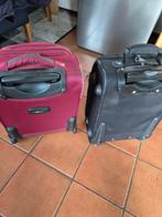 Twee rolkoffers - ook handig voor opbergen, Sieraden, Tassen en Uiterlijk, Koffers, Gebruikt, 50 tot 60 cm, Ophalen of Verzenden