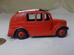 1947 Dinky Toys 25H STREAMLINED FIRE ENGINE., Ophalen of Verzenden, Gebruikt, Bus of Vrachtwagen, Dinky Toys