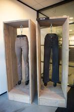 Showroom kast, Ophalen, Zo goed als nieuw, Minder dan 150 cm, 150 tot 200 cm