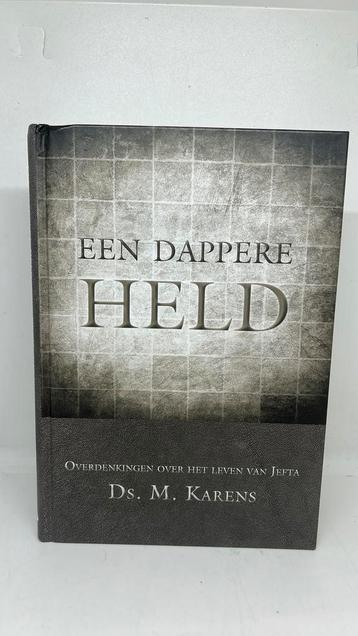 Een dappere held - M. Karens beschikbaar voor biedingen