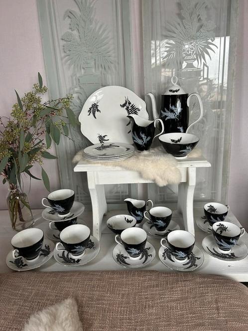 Royal Albert night day servies antiek porselein, Antiek en Kunst, Antiek | Porselein, Ophalen