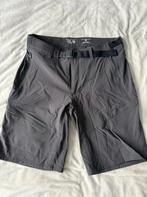 Korte broek van Mountain Hardwear Maat 32, Ophalen of Verzenden, Zo goed als nieuw, Maat 46 (S) of kleiner, Grijs