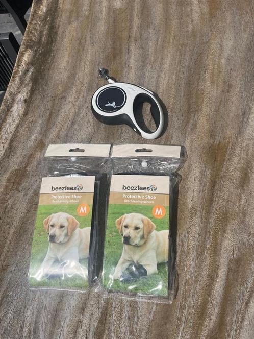 Hondenschoenen Beeztees en flexi lijn 5 m, Dieren en Toebehoren, Honden-accessoires, Zo goed als nieuw, Ophalen of Verzenden
