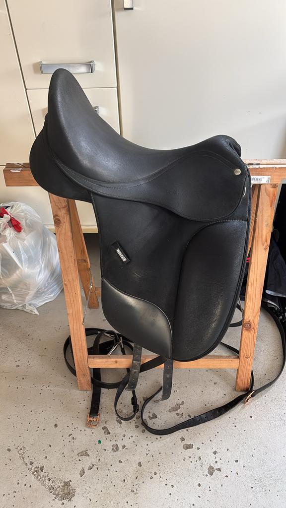 Wintec isabella werth 17,5inch, Dieren en Toebehoren, Paarden en Pony's | Zadels, Gebruikt, Dressuur, Ophalen of Verzenden