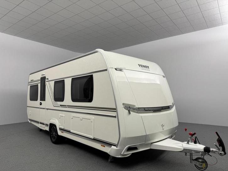 Fendt Tendenza 515 SG Mover Rolbed INCL. STALLING, Caravans en Kamperen, Caravans, Bedrijf, tot en met 4, Rondzit, Fendt, 2 aparte bedden