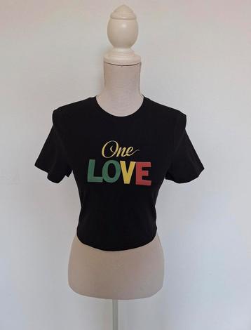 'One Love' Crop Top Maat XS/S beschikbaar voor biedingen