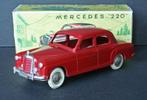 CIJ - Mercedes 220, Hobby en Vrije tijd, Modelauto's | 1:43, Ophalen of Verzenden, Zo goed als nieuw, Auto, Overige merken