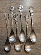 Verzilverde lepeltjes 6 met bloemen, Antiek en Kunst, Antiek | Bestek, Ophalen of Verzenden