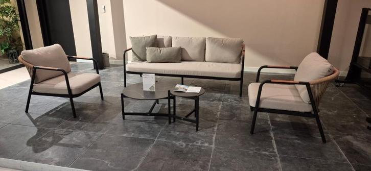 Nice loungeset Hartman, Tuin en Terras, Tuinsets en Loungesets, Nieuw, Loungeset, Aluminium, 5 zitplaatsen, Bank, Bijzettafel