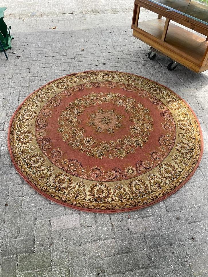 Groot rond vintage kleed, Huis en Inrichting, Stoffering | Tapijten en Kleden, Zo goed als nieuw, 200 cm of meer, Rond, Ophalen of Verzenden