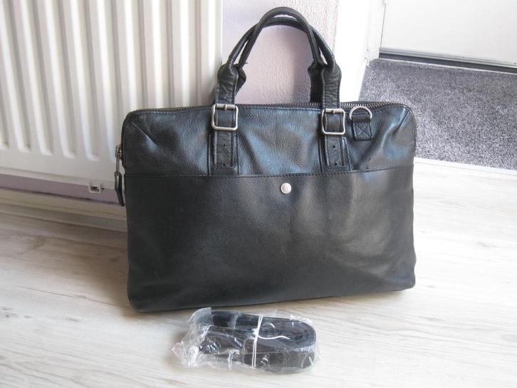 ROYAL REPUBLIQ royale zwart leren tas als nieuw, Sieraden, Tassen en Uiterlijk, Tassen | Damestassen, Zo goed als nieuw, Overige typen