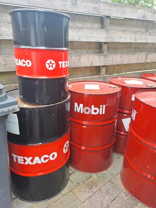 Olievaten texaco en Mobil, Tuin en Terras, Vuurkorven, Gebruikt, Ophalen