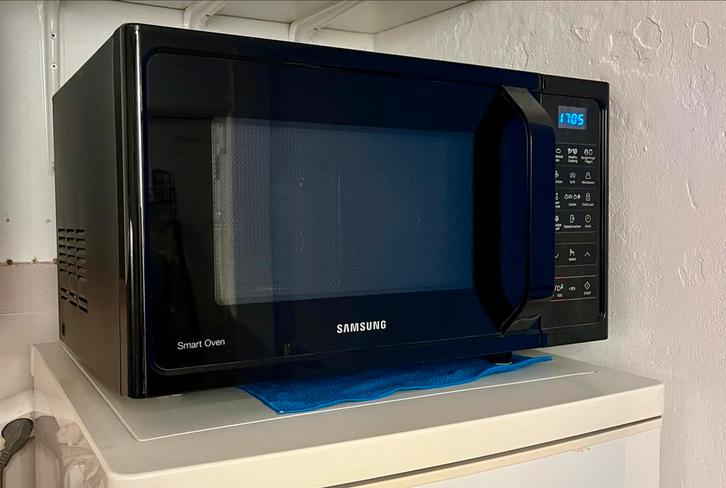 Samsung MC28H5013AK Combimagnetron, Witgoed en Apparatuur, Magnetrons, Gebruikt, Vrijstaand, Combimagnetron, 45 tot 60 cm, Crisp