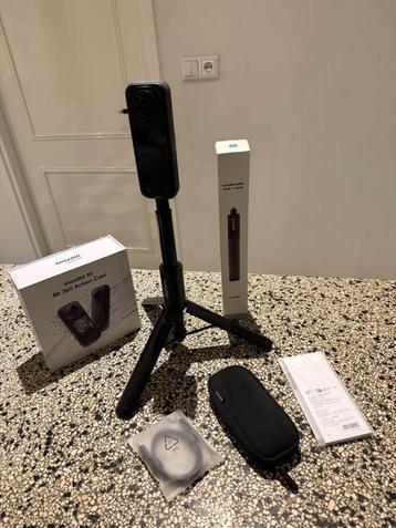 Insta360 X5 + 2-in-1 Selfie Stick & Tripod - Als nieuw! beschikbaar voor biedingen