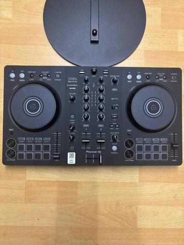 Pioneer DDJ-FLX4 (2x gebruikt) beschikbaar voor biedingen