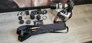 Canon eos 7D + 70-200 F4 IS USM + accessoires  beschikbaar voor biedingen