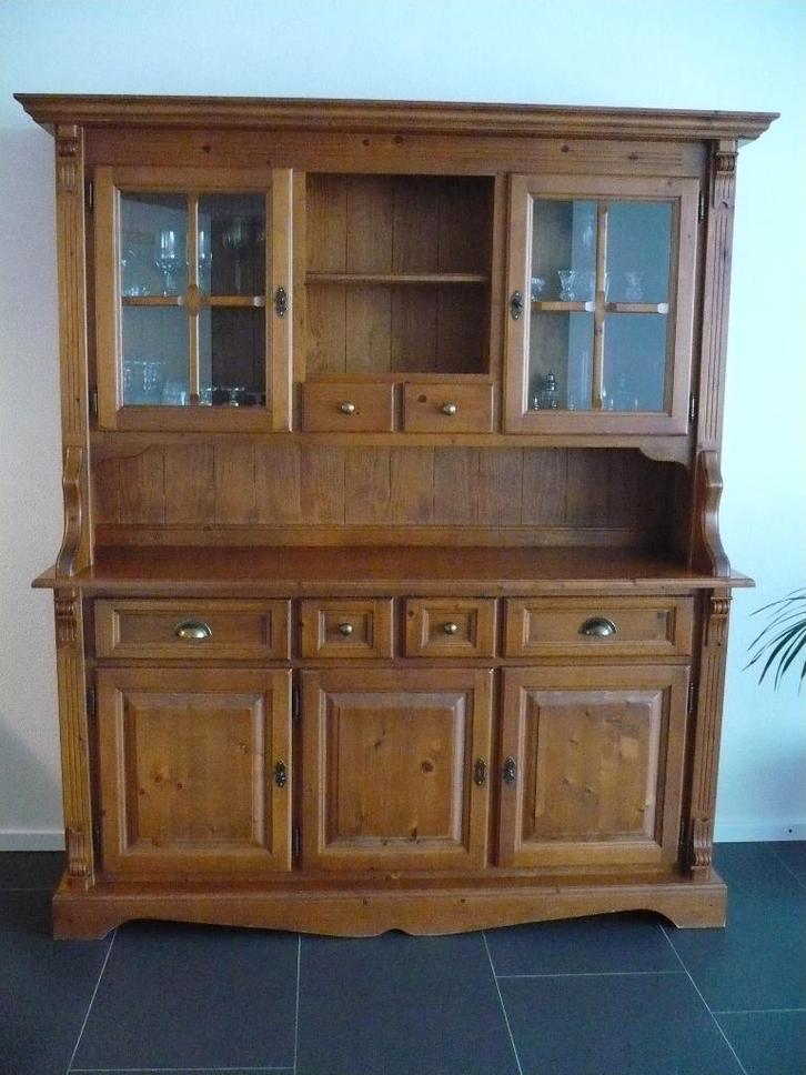 Geloogd grenen buffetkast, tafel, tv kast en salontafel., Huis en Inrichting, Complete inboedels, Ophalen