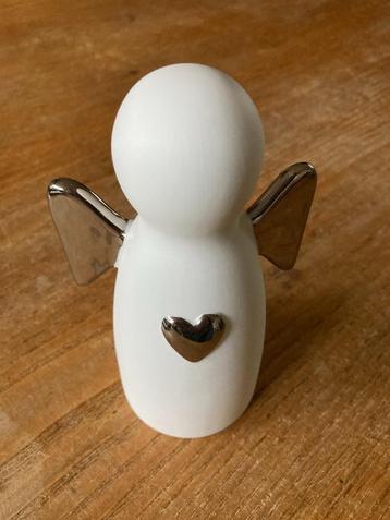 Räder porselein engel beschermengel kerst zilver (H 15cm) beschikbaar voor biedingen