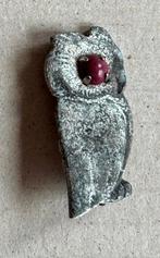 WHN Winterhulp WOII speld: uil, Verzamelen, Ophalen of Verzenden, Nederland, Embleem of Badge