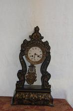 Boulle klok met inleg, Antiek en Kunst, Antiek | Klokken, Ophalen of Verzenden