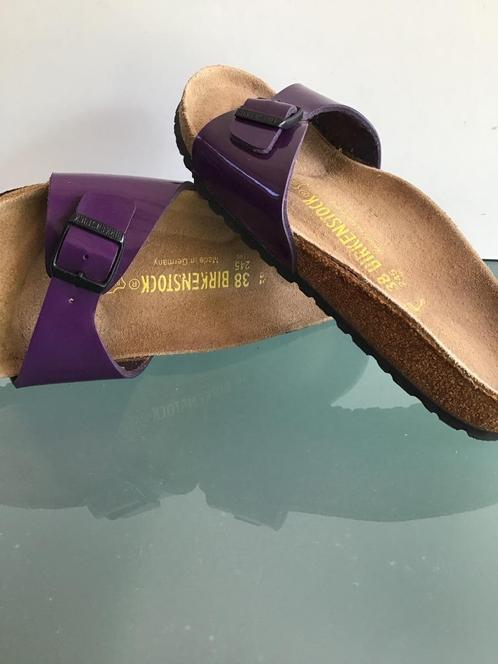 GRATIS VERZENDEN | BIRKENSTOCK paarse slippers 38, Kleding | Dames, Schoenen, Zo goed als nieuw, Slippers, Overige kleuren, Verzenden