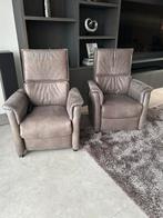 2 mooie sta- op relax stoelen, grijs- taupe., Ophalen, Minder dan 75 cm, Zo goed als nieuw, 75 tot 100 cm