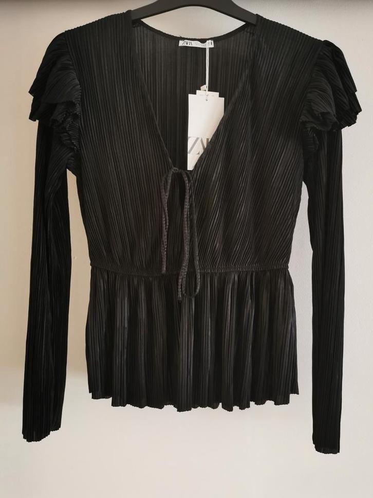 ZARA blouse met volants mt. S, Kleding | Dames, Blouses en Tunieken, Nieuw, Maat 36 (S), Zwart, Verzenden