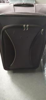 Grote koffer, Sieraden, Tassen en Uiterlijk, Koffers, Ophalen, Zo goed als nieuw, Zacht kunststof, 70 cm of meer