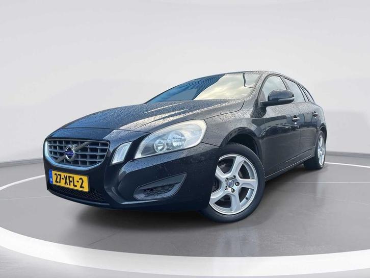 Volvo V60 1.6 T3 Kinetic Car 2012 | 27-XFL-2, Auto's, Volvo, Bedrijf, V60, Overige brandstoffen, Euro 5, A, Stationwagon, Handgeschakeld