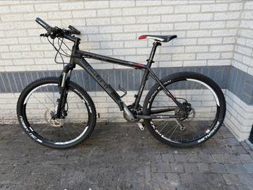 Cube mountainbike beschikbaar voor biedingen
