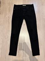 Levi’s broek, Ophalen of Verzenden, Zo goed als nieuw, Zwart, W30 - W32 (confectie 38/40)