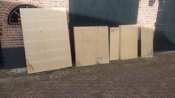 underlayment platen rest stukken 15 mm dik  beschikbaar voor biedingen