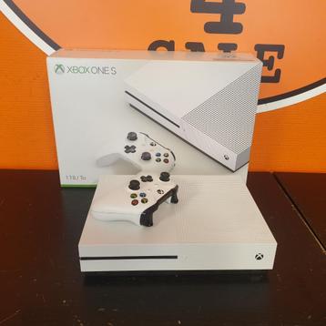 Xbox One S Disc + Controller || Nu Voor Maar €149.99 beschikbaar voor biedingen
