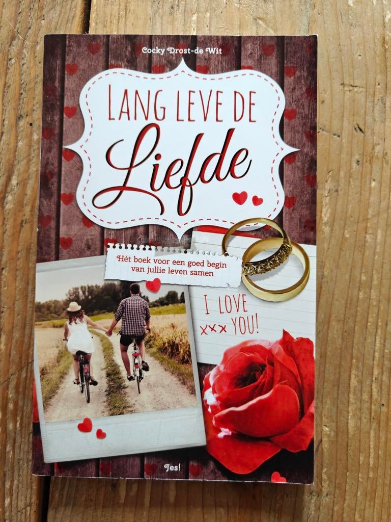 Lang leve de liefde., Ophalen of Verzenden, Zo goed als nieuw