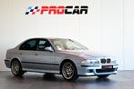 BMW 5 Serie 4.9 M5 E39 M5 Nieuwstaat! (bj 1999), Auto's, Metallic lak, Blauw, Origineel Nederlands, Handgeschakeld
