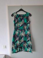 Zomerse jurk met tropische print, Ophalen of Verzenden, Knielengte, Gedragen, Groen