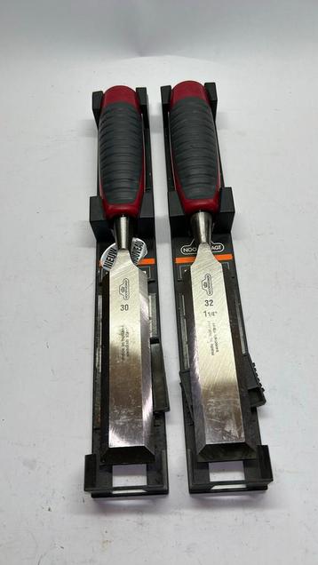 2 nieuwe nooitgedagt beitels serie 1113. ( steekbeitels ) beschikbaar voor biedingen