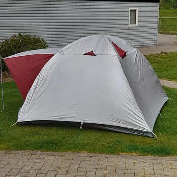 Kampeertent compleet beschikbaar voor biedingen